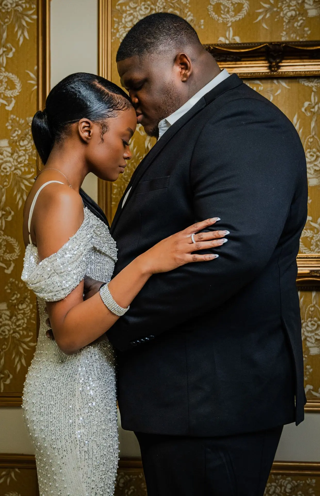 Groom’s silhouette before entering ceremony – emotional wedding video scene